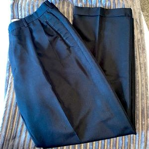 38 Men’s Haggar Black Dress Pants w/ Cuff